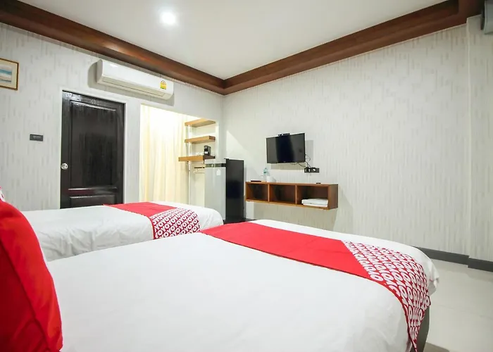 Oyo 387 Little Bangbon Hotel