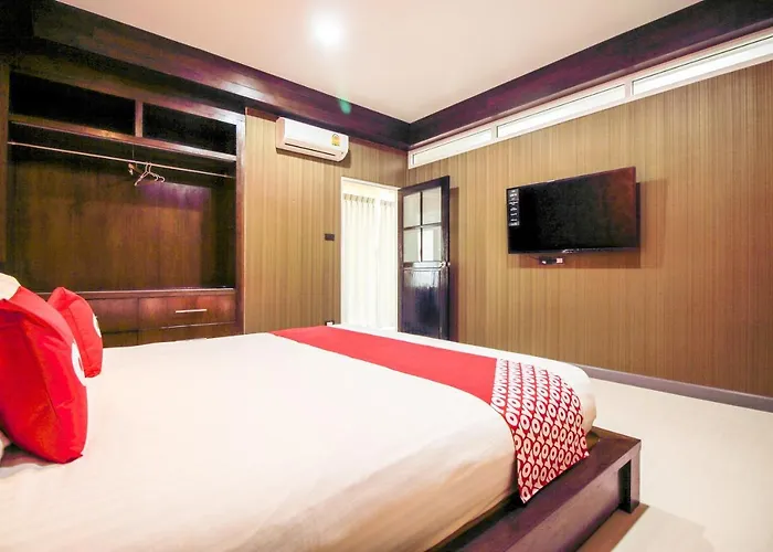 Oyo 387 Little Bangbon Hotel 3*